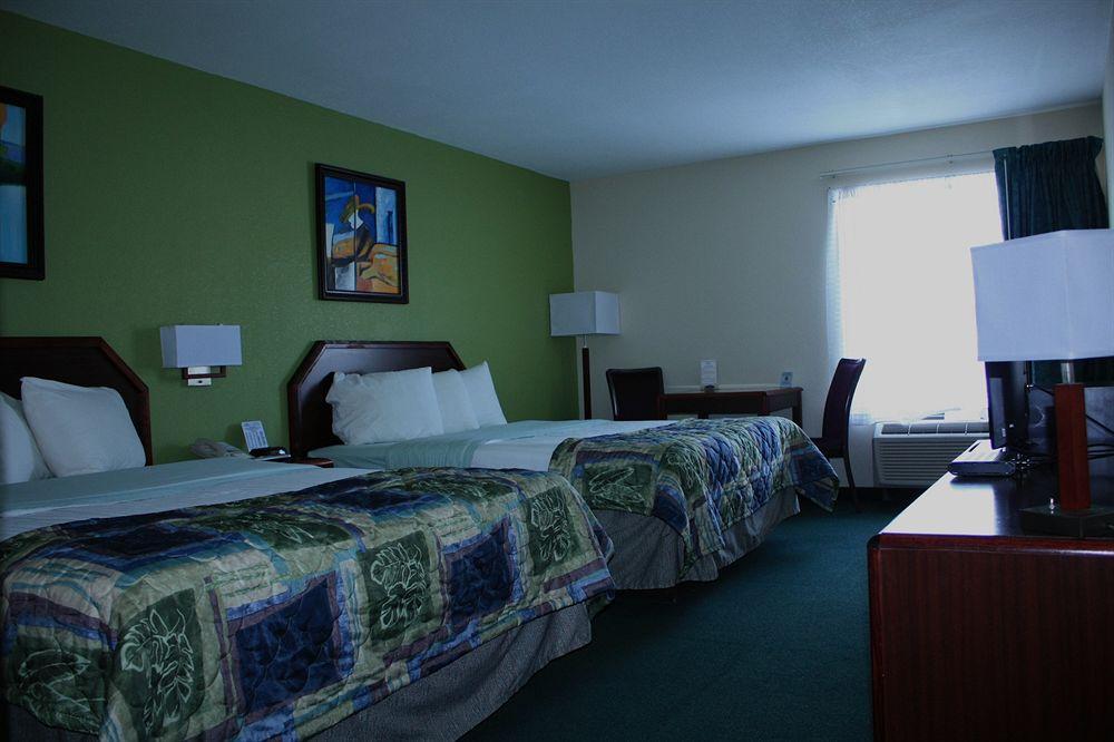 Super 8 By Wyndham Somerset Dış mekan fotoğraf